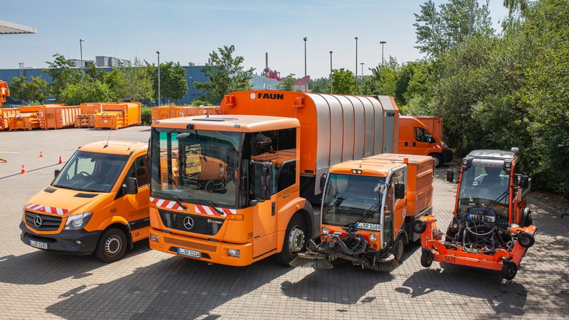 Abbildung vo Reinigungsfahrzeugen der Stadtreinigung Leipzug